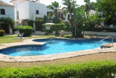 Maison de vacances /en/au Estepona (Mlaga)ou appartement ou maison de vacances