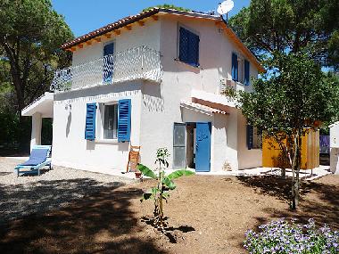 Maison de vacances /en/au PULA Santa Margherita (Cagliari)ou appartement ou maison de vacances