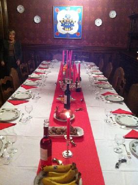 Palais / Chteau /en/au Les Halles (Rhne)ou appartement ou maison de vacances