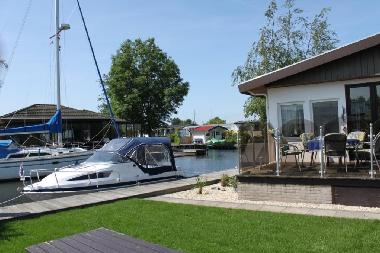 Chalet /en/au Lemmer (Friesland)ou appartement ou maison de vacances
