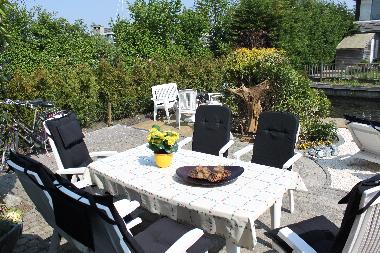Chalet /en/au Lemmer (Friesland)ou appartement ou maison de vacances