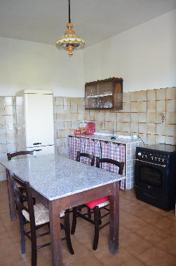 Chambre avec petit djeuner /en/au Lucignano (Arezzo)ou appartement ou maison de vacances