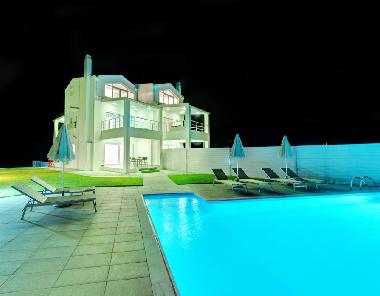 Villa �/en/au Halikounas (Kerkyra)ou appartement ou maison de vacances