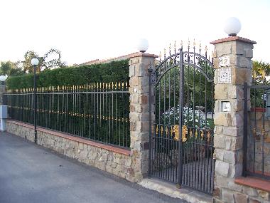 Villa �/en/au CAMPOFELICE DI ROCCELLA (Palermo)ou appartement ou maison de vacances