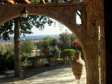 Maison de vacances /en/au Lapta (Kyrenia)ou appartement ou maison de vacances