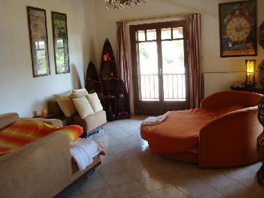 Le salon (deux canapes-lits)