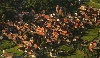 Appartement de vacances �/en/au COLMAR (Haut-Rhin)ou appartement ou maison de vacances