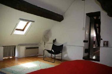 Maison de vacances �/en/au V�zelay (Yonne)ou appartement ou maison de vacances
