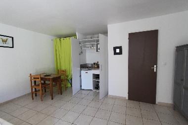 Appartement de vacances /en/au cort (Haute-Corse)ou appartement ou maison de vacances