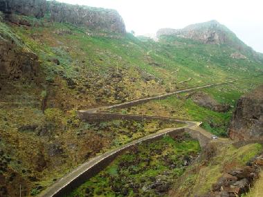 Chambre avec petit d�jeuner �/en/au Ponta do Sol (Ribeira Grande)ou appartement ou maison de vacances