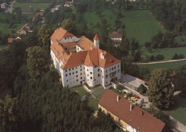 Maison de vacances /en/au Windorf Ebersberg (Niederbayern)ou appartement ou maison de vacances