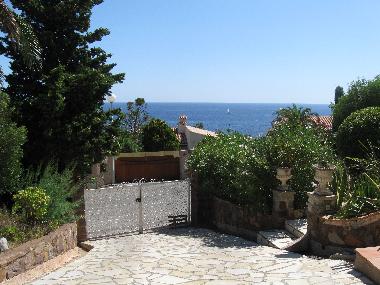 Appartement de vacances /en/au Antheor Agay (Var)ou appartement ou maison de vacances