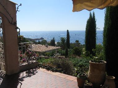 Appartement de vacances /en/au Antheor Agay (Var)ou appartement ou maison de vacances