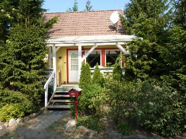 Maison de vacances /en/au Warin (Mecklenburgische Seenplatte)ou appartement ou maison de vacances