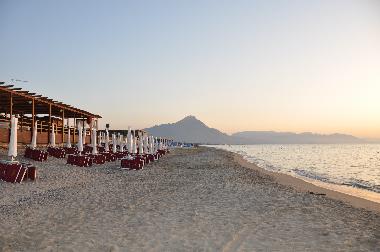 Maison de vacances /en/au cefal(campofelice di roccella) (Palermo)ou appartement ou maison de vacances