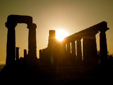 Maison de vacances /en/au cefal(campofelice di roccella) (Palermo)ou appartement ou maison de vacances