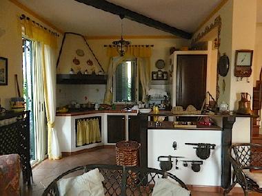 Maison de vacances /en/au Campofelice di Roccella (Palermo)ou appartement ou maison de vacances