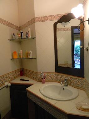 Maison de vacances /en/au Campofelice di Roccella (Palermo)ou appartement ou maison de vacances