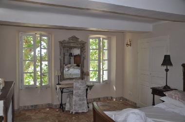 Maison de vacances �/en/au Aups (Var)ou appartement ou maison de vacances