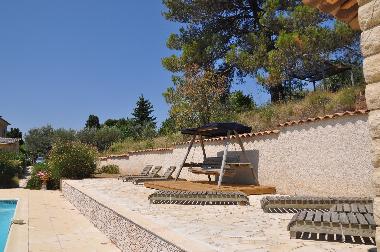 Maison de vacances �/en/au Aups (Var)ou appartement ou maison de vacances