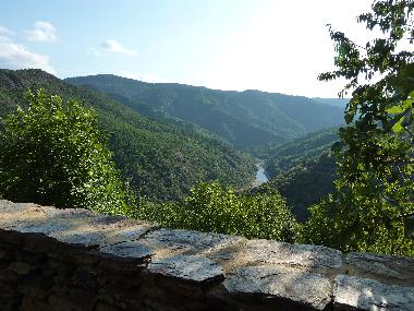Maison de vacances /en/au Malarce sur la Thines (Ardche)ou appartement ou maison de vacances