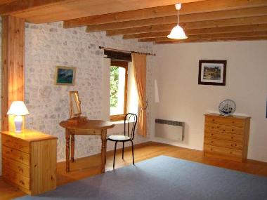 Maison de vacances �/en/au Chaunac (Charente-Maritime)ou appartement ou maison de vacances