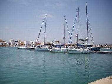 Villa �/en/au saidia (Oujda)ou appartement ou maison de vacances