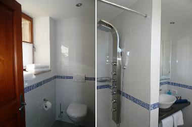 Deuxi�me salle-de-bain au rez-de-chauss�e avec douche � l’italie