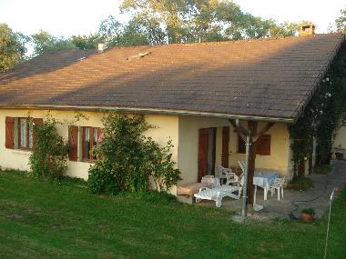 Maison de vacances /en/au Romenay (Sane-et-Loire)ou appartement ou maison de vacances