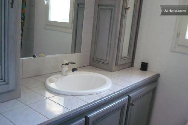 Maison de vacances �/en/au roquebrune sur argens (Var)ou appartement ou maison de vacances