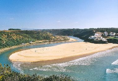 Maison de vacances /en/au Baiona (Alentejo Litoral)ou appartement ou maison de vacances