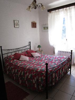 CHAMBRE A COUCHER