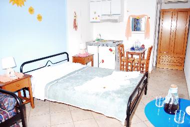 Appartement de vacances /en/au Megas gialos (Kyklades)ou appartement ou maison de vacances