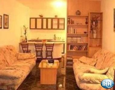 Chambre avec petit d�jeuner �/en/au SVETI STEFAN (Mont�n�gro)ou appartement ou maison de vacances