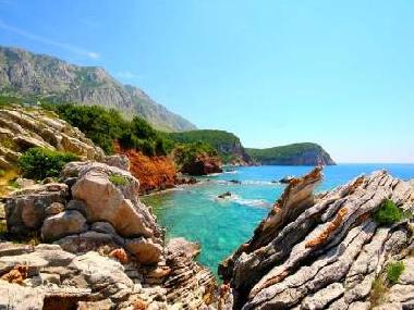 Chambre avec petit d�jeuner �/en/au SVETI STEFAN (Mont�n�gro)ou appartement ou maison de vacances