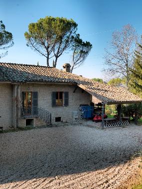 Villa /en/au Terni (Terni)ou appartement ou maison de vacances