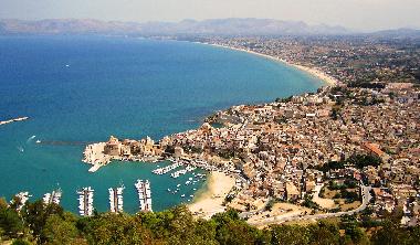 Maison de vacances /en/au Buseto Palizzolo (Trapani)ou appartement ou maison de vacances