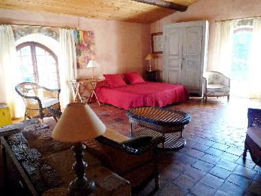 Maison de vacances /en/au Voge (Ardche)ou appartement ou maison de vacances