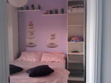 lit et armoire