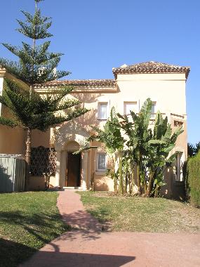 Villa /en/au Estepona (Mlaga)ou appartement ou maison de vacances
