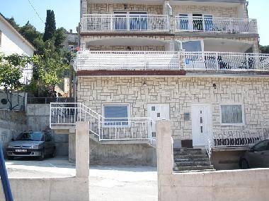 Chambre avec petit d�jeuner �/en/au Trogir (Splitsko-Dalmatinska)ou appartement ou maison de vacances