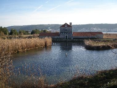 Chambre avec petit d�jeuner �/en/au Trogir (Splitsko-Dalmatinska)ou appartement ou maison de vacances