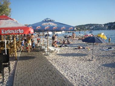 Chambre avec petit d�jeuner �/en/au Trogir (Splitsko-Dalmatinska)ou appartement ou maison de vacances