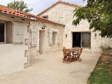 Maison de vacances /en/au Montaigu de Quercy (Tarn-et-Garonne)ou appartement ou maison de vacances