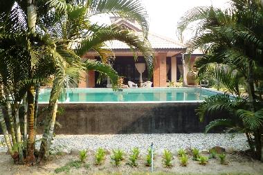 Maison de vacances �/en/au Sankamphaeng (Chiang Mai)ou appartement ou maison de vacances