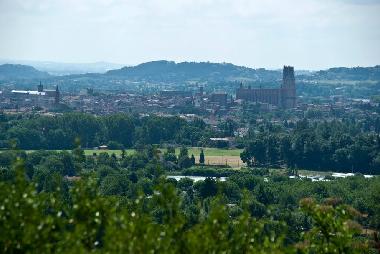 Maison de vacances /en/au Penne, Cordes, Vaour, Gaillac, Montauban, St. Anto (Tarn)ou appartement ou maison de vacances