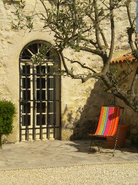 Maison de vacances �/en/au La Garde Adh�mar (Dr�me)ou appartement ou maison de vacances