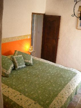 Maison de vacances �/en/au La Garde Adh�mar (Dr�me)ou appartement ou maison de vacances