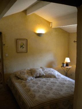 Maison de vacances �/en/au La Garde Adh�mar (Dr�me)ou appartement ou maison de vacances