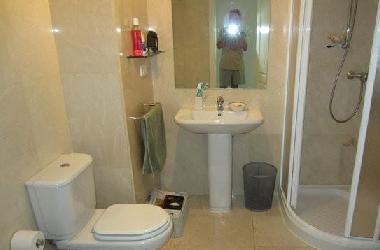 Chambre avec petit d�jeuner �/en/au Madrid (Madrid)ou appartement ou maison de vacances